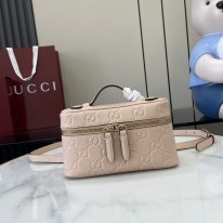 구찌 여자가방 815949